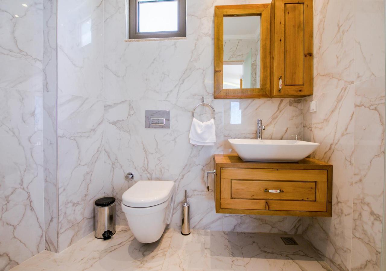 Villa 5 Sleeps 6 Isolated Pool See And Montain View-Villa Kartal Yuvasi Uzumlu  Exterior foto