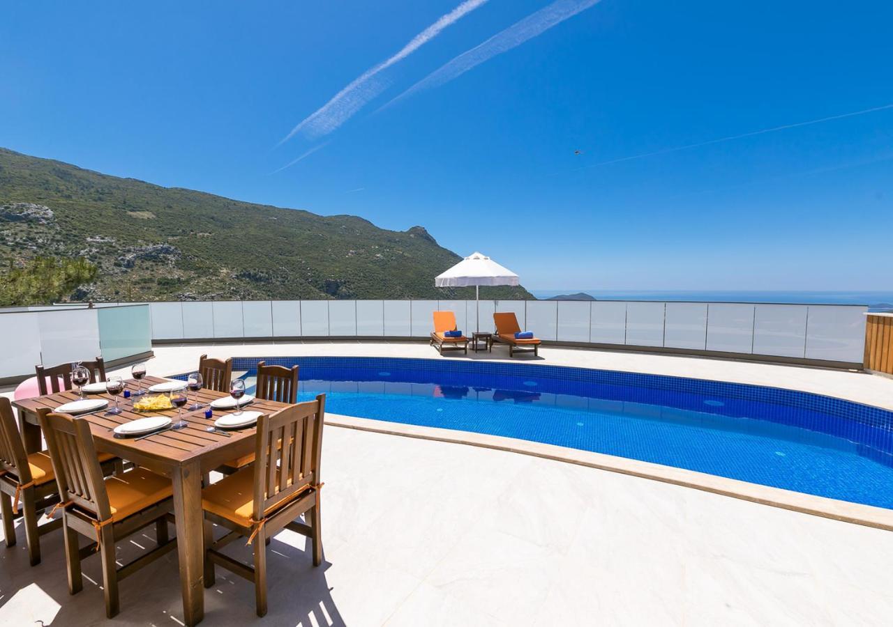 Villa 5 Sleeps 6 Isolated Pool See And Montain View-Villa Kartal Yuvasi Uzumlu  Exterior foto